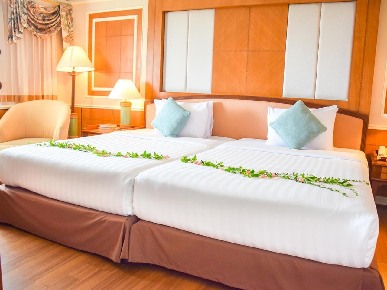 Asia Pattaya Hotel Bagian luar foto